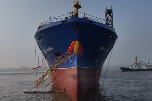 三福船舶12500DWT多用途船一船下水一船上台